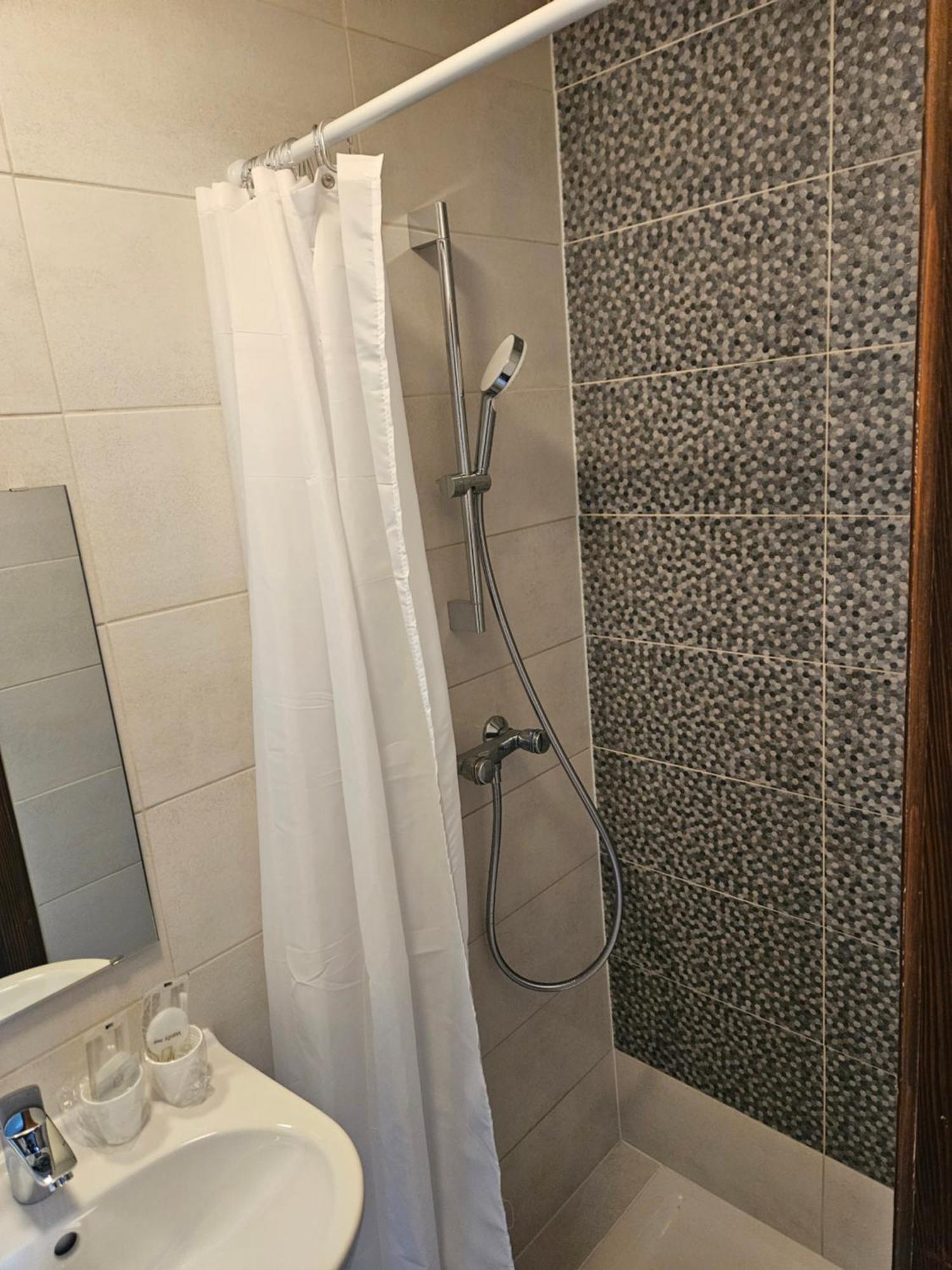 Hotel A La Croix D'Or Sessenheim Habitación foto