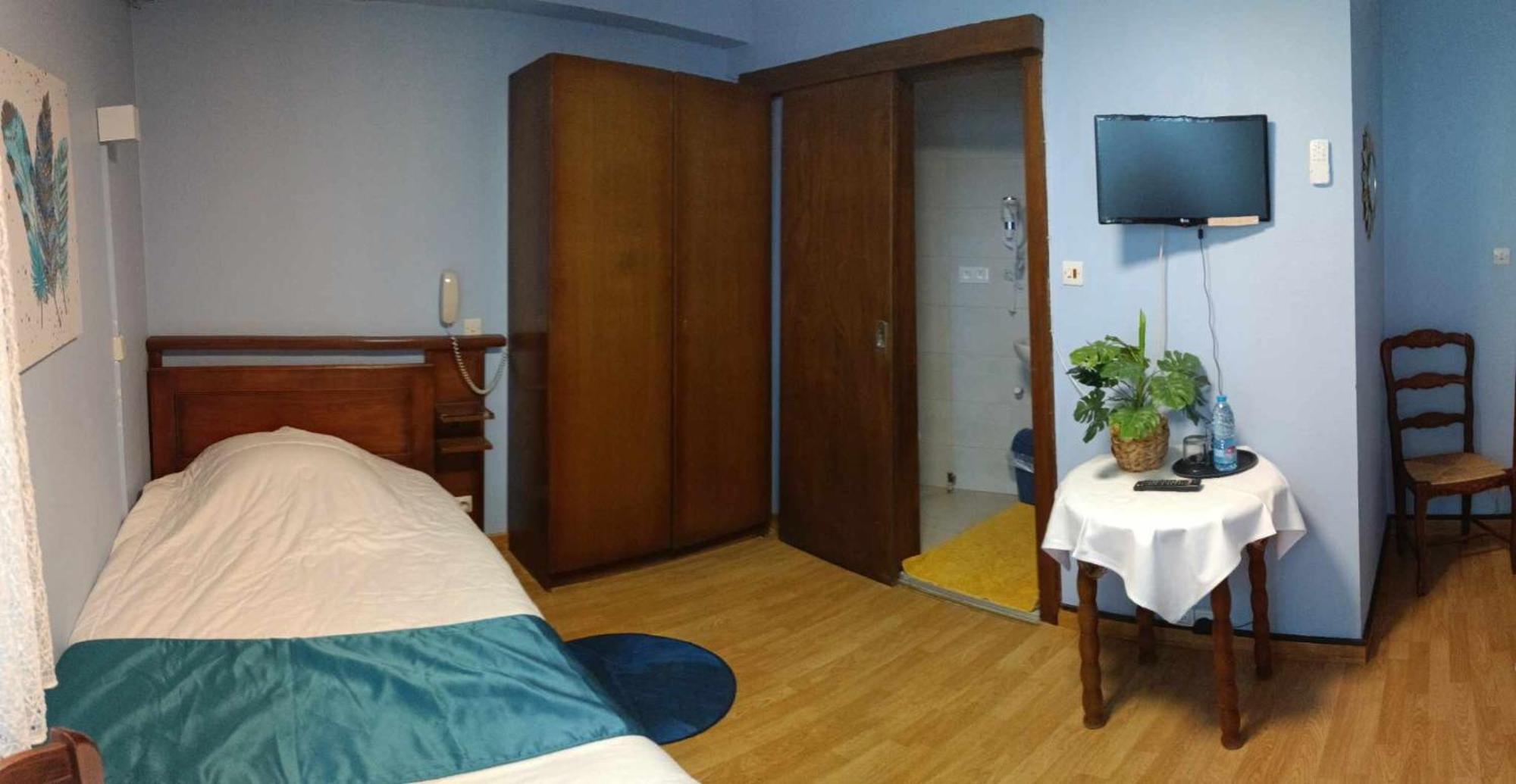 Hotel A La Croix D'Or Sessenheim Habitación foto